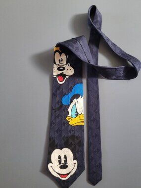 Mens Navy Blue Disney Tie Mickey Mouse Goofy Donald Duck Exc 100% Silk Cartoon